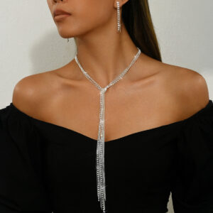 Three-piece Exquisite Claw Chain Exaggerated European And American Fashion Necklace Long Earrings